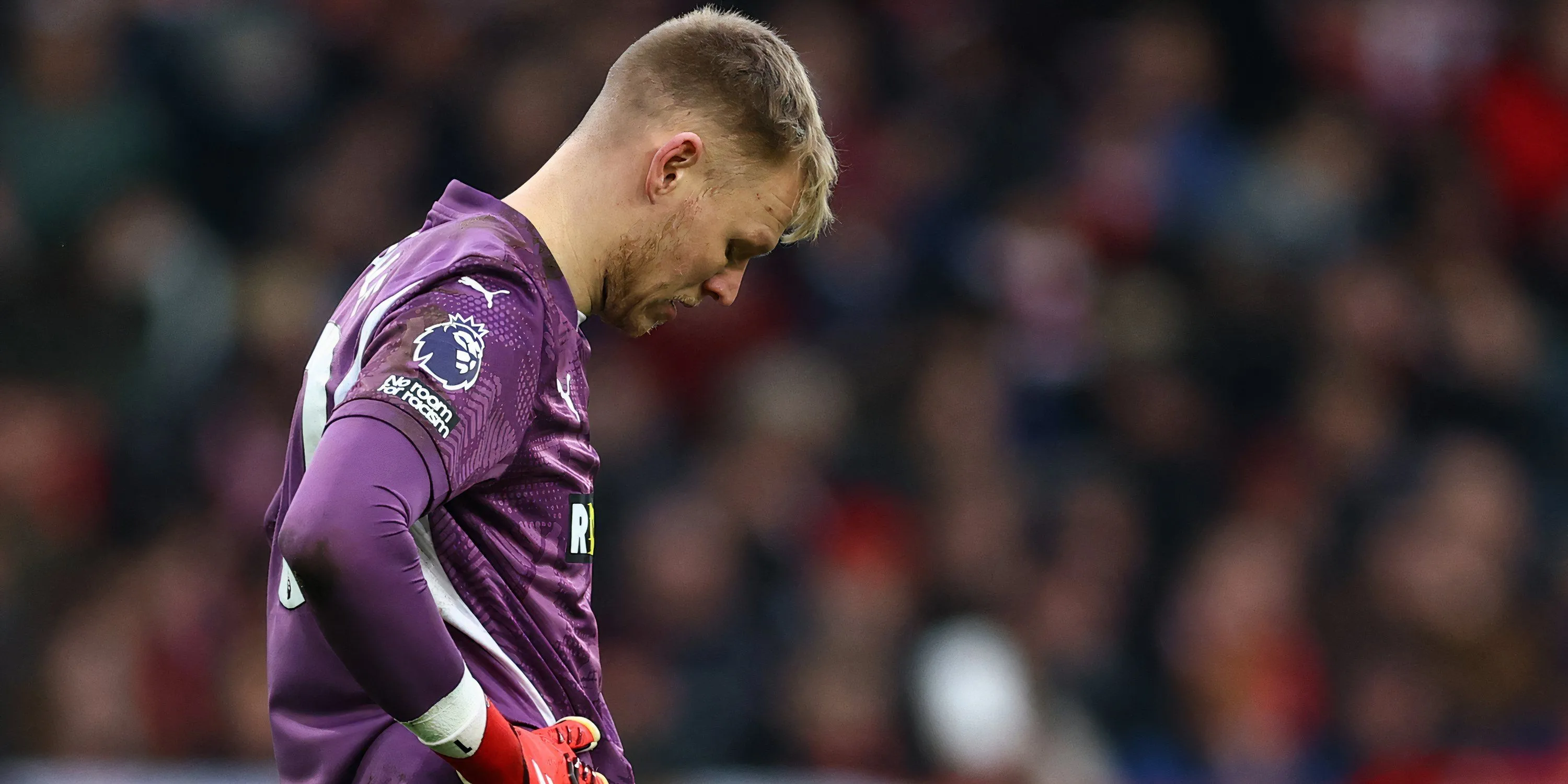 Aaron Ramsdale trong màu áo Southampton, được West Ham quan tâm