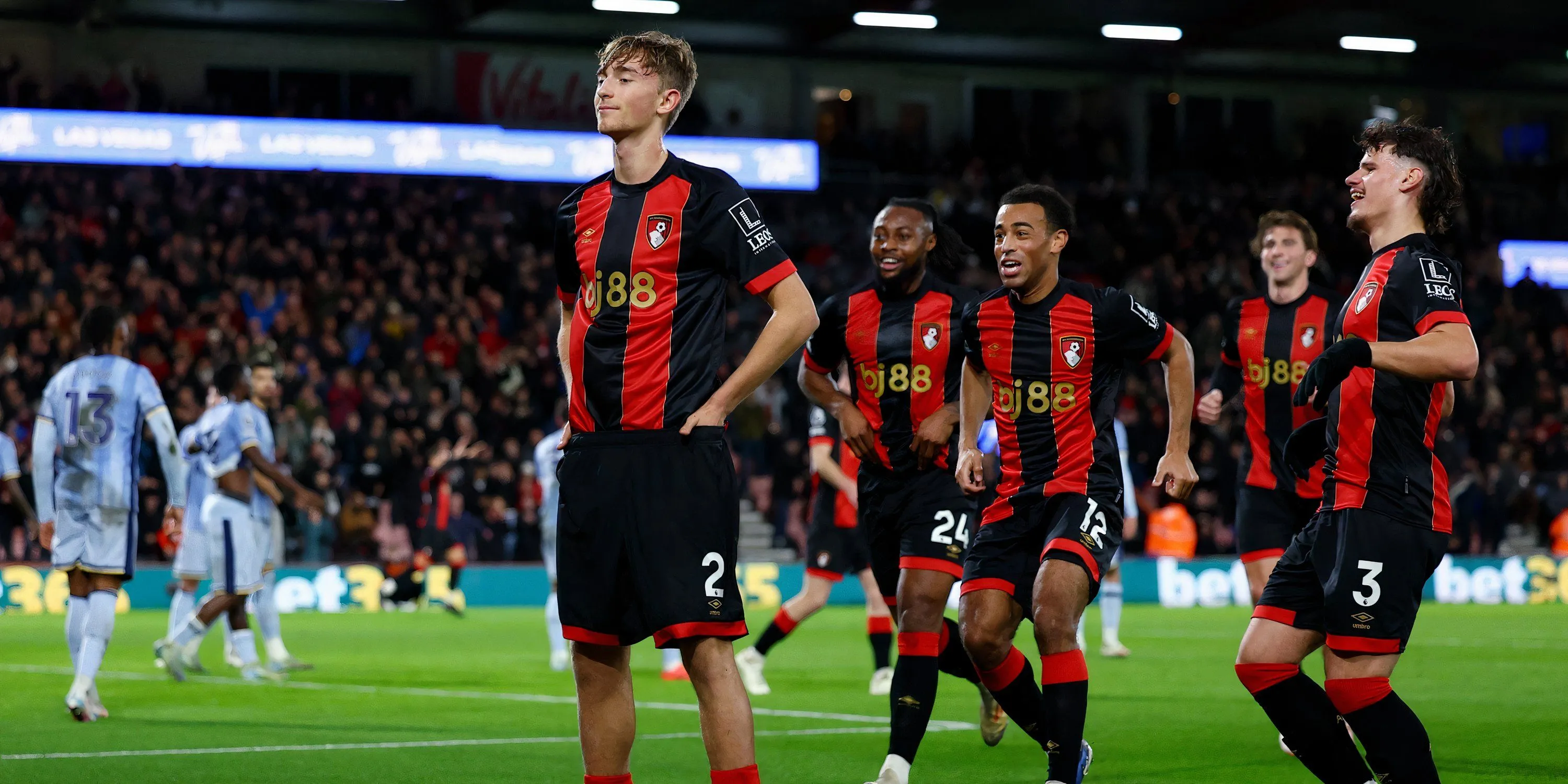 Dean Huijsen, hậu vệ Bournemouth, đang là mục tiêu chuyển nhượng của Arsenal và Real Madrid hè này