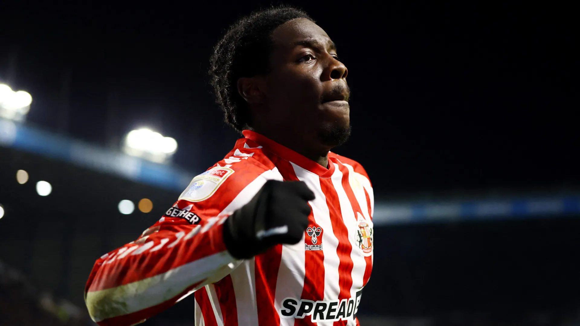 Eliezer Mayenda trong màu áo Sunderland