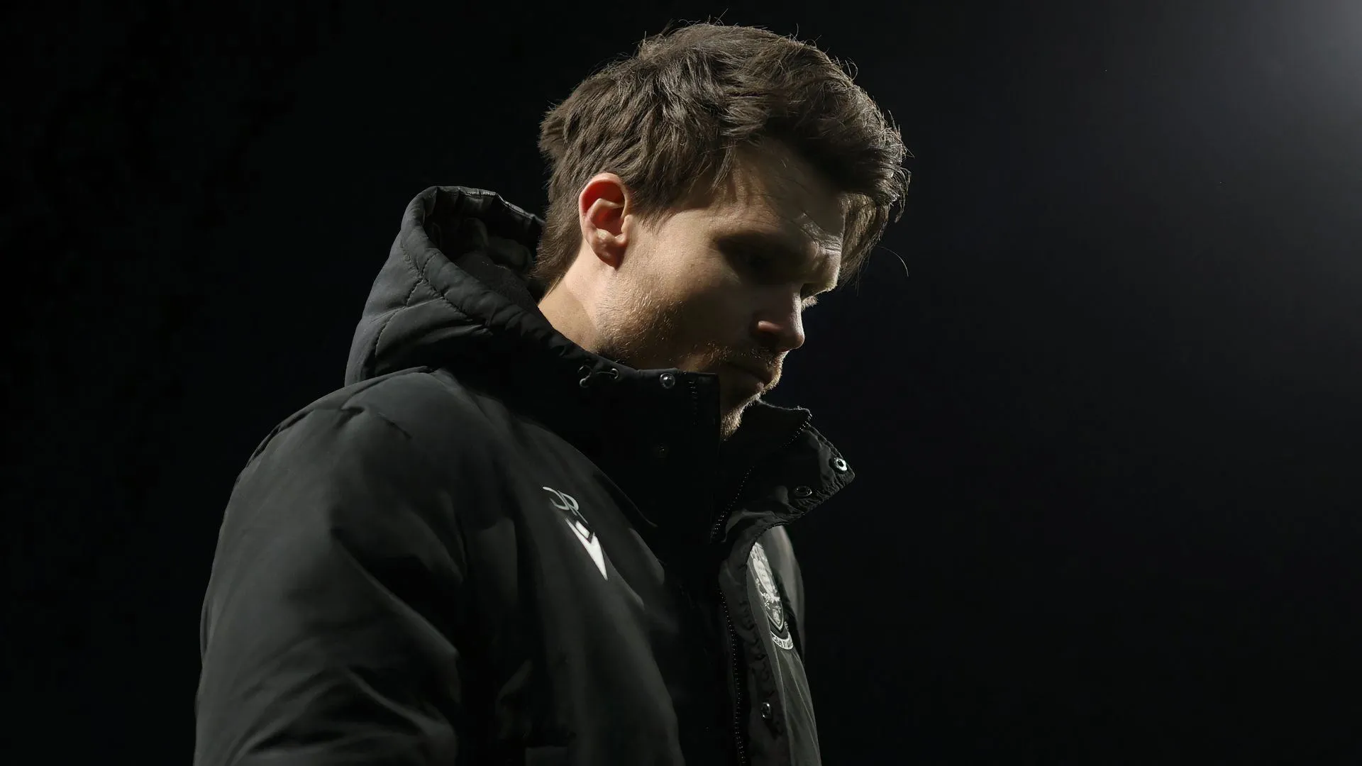 Altay Bayindir gây thất vọng trận Man Utd thua Brentford 3-4