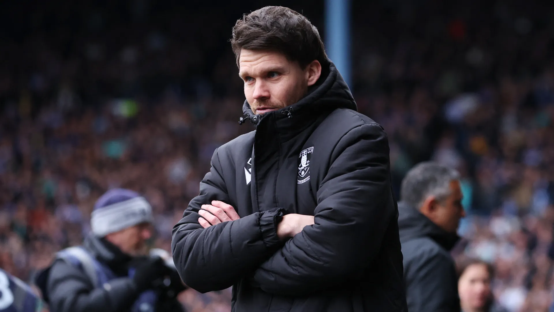 Huấn luyện viên Danny Rohl của Sheffield Wednesday giữa bối cảnh áp lực lên ban lãnh đạo CLB