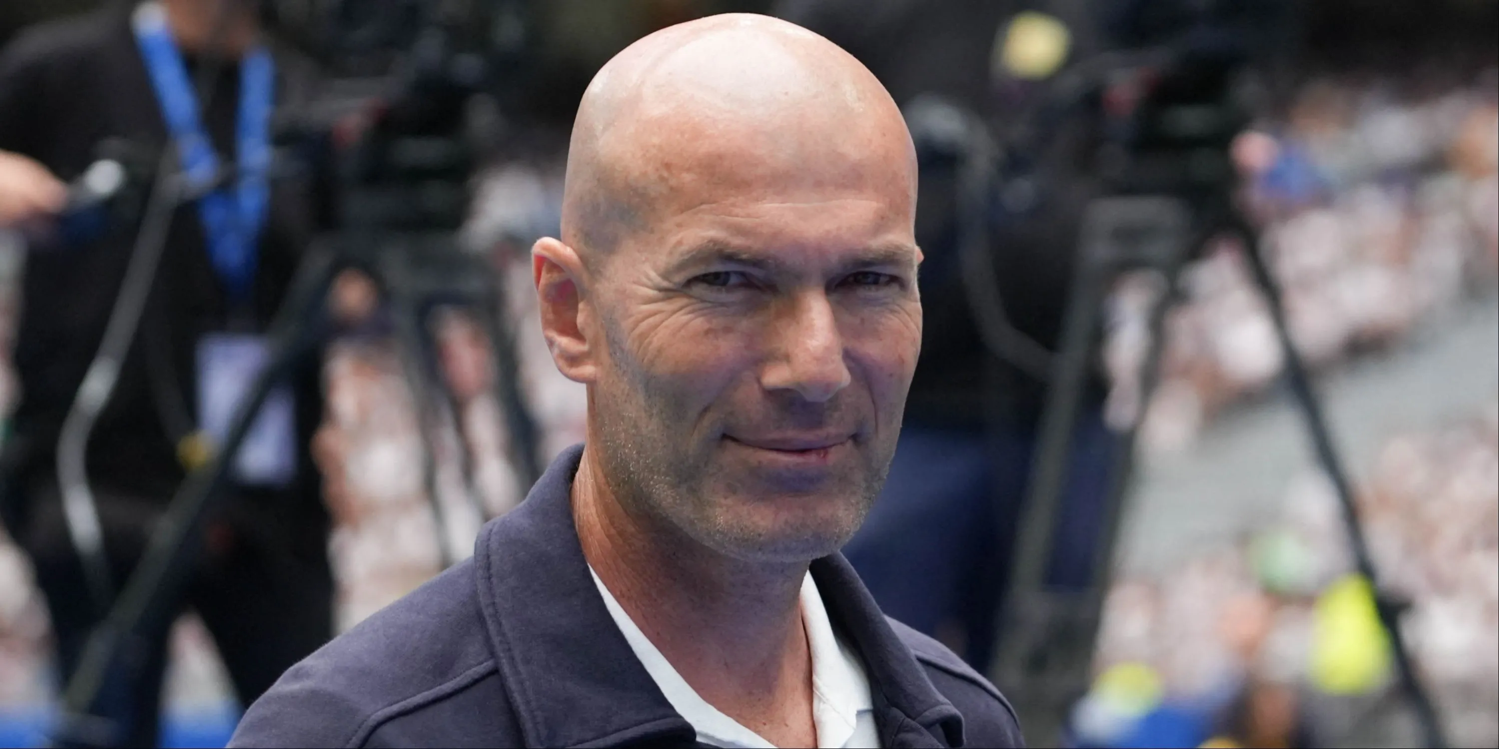 Huyền thoại bóng đá Pháp Zinedine Zidane trên cương vị HLV