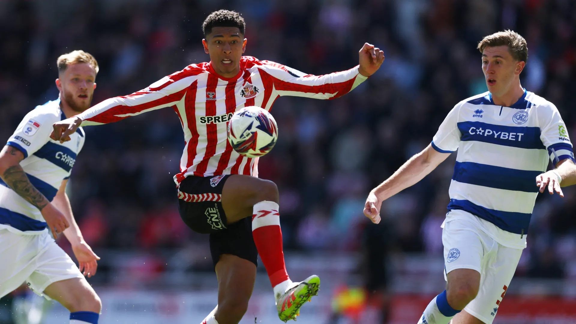 Jobe Bellingham trong màu áo Sunderland