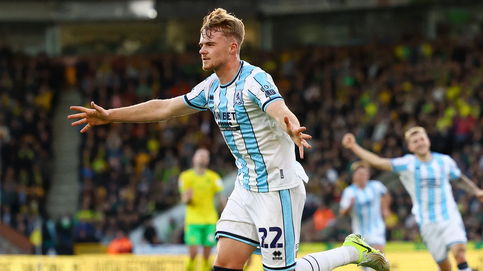 Tiền đạo Tommy Conway trong màu áo Middlesbrough mùa giải 2024/25