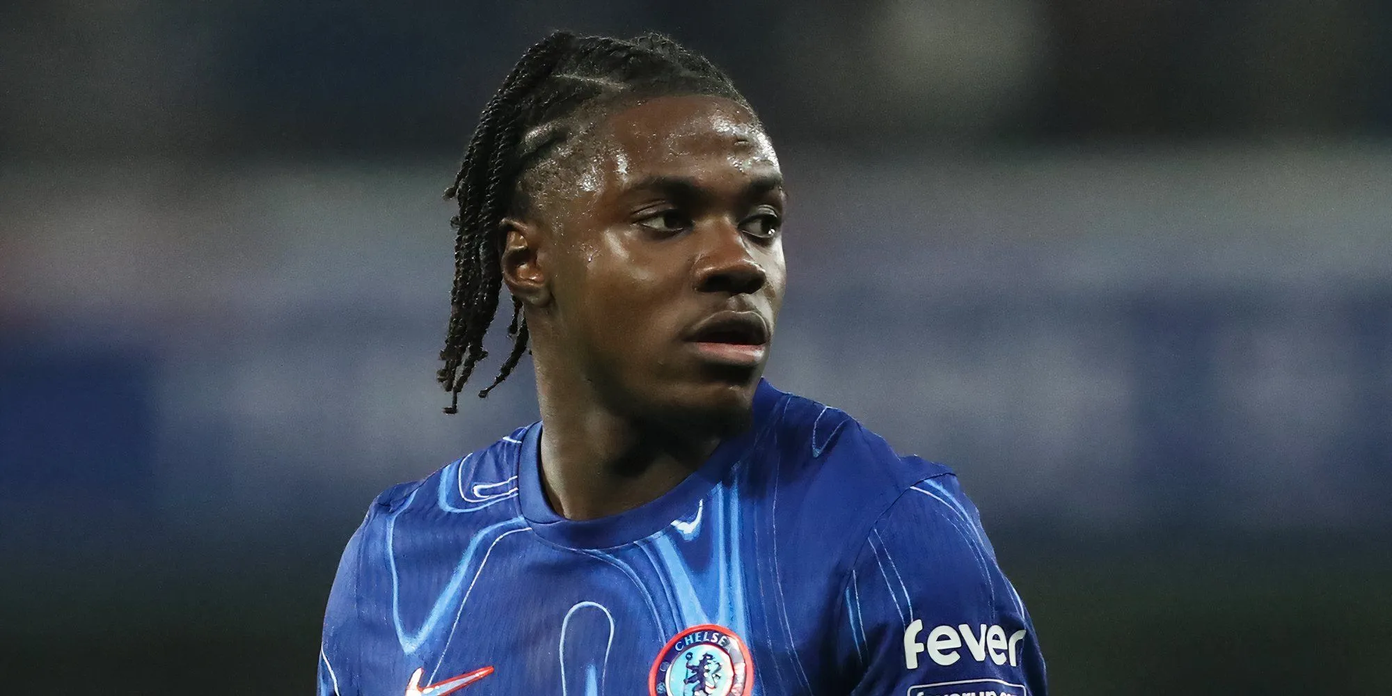 Tiền vệ Romeo Lavia của Chelsea trong trận đấu với Liverpool tại Stamford Bridge