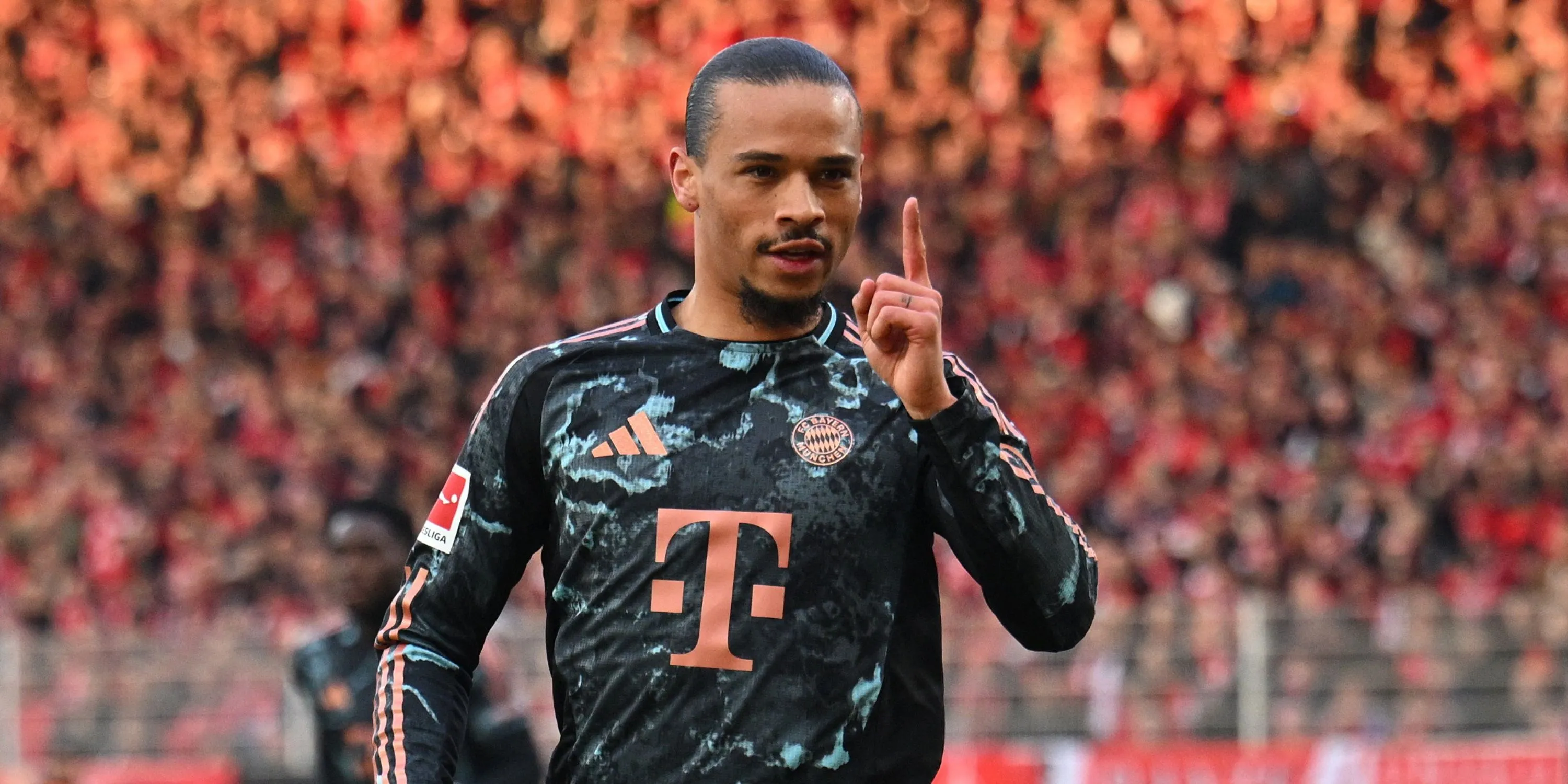 Cầu thủ chạy cánh Leroy Sane của Arsenal trong trận đấu tại Premier League