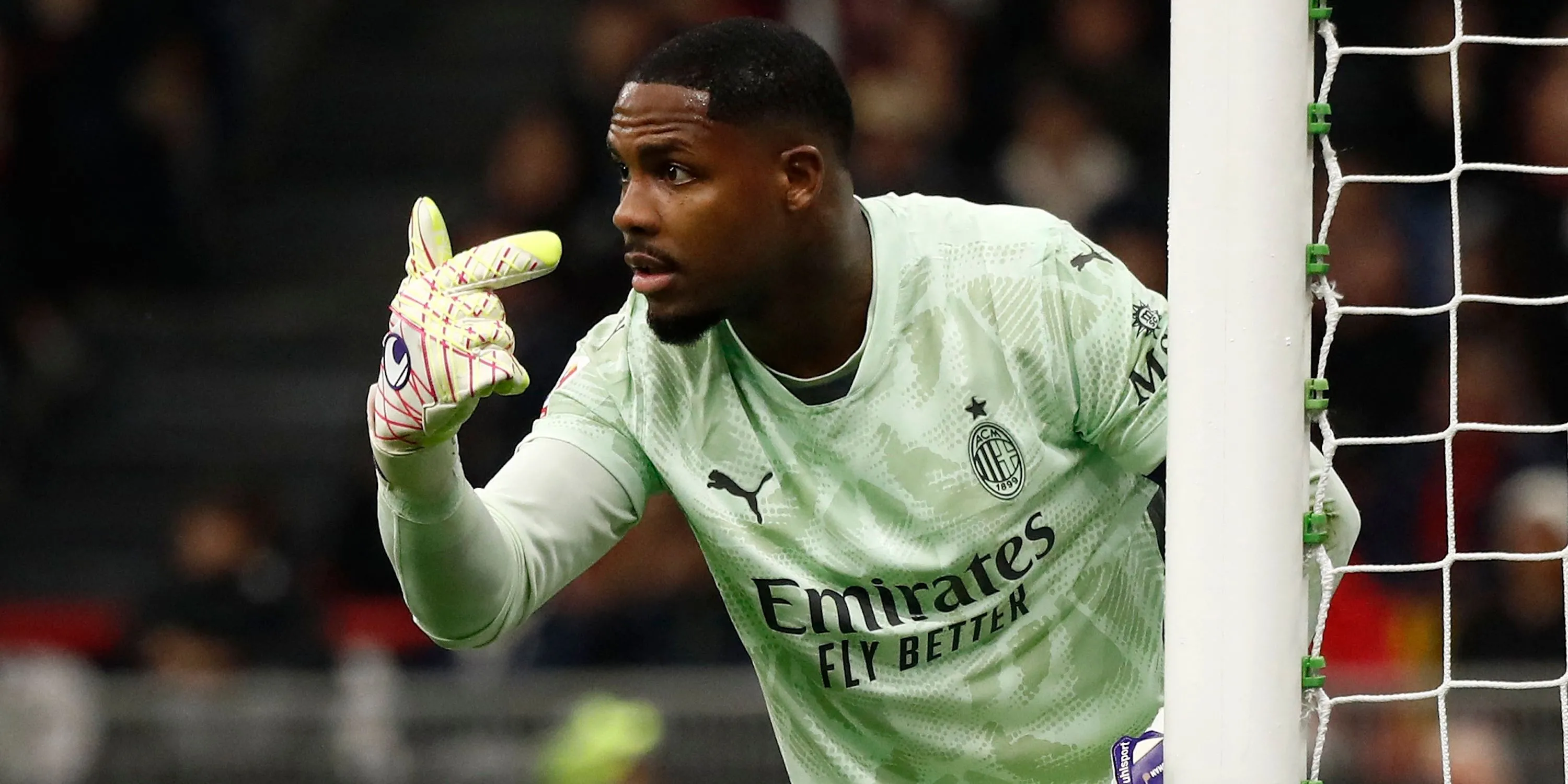 Mike Maignan, thủ môn AC Milan và ĐT Pháp