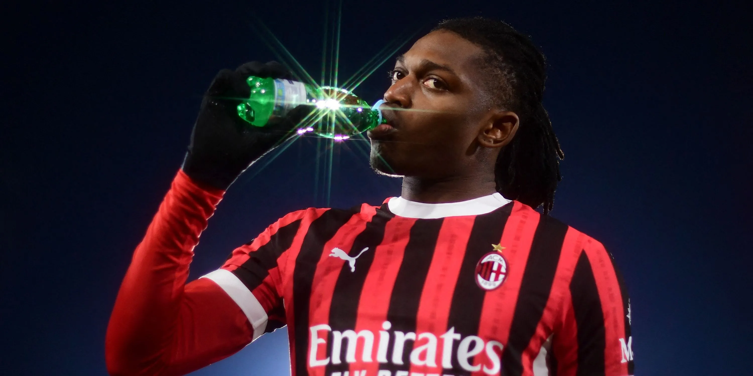 Rafael Leao trong màu áo AC Milan, một mục tiêu chuyển nhượng đắt giá