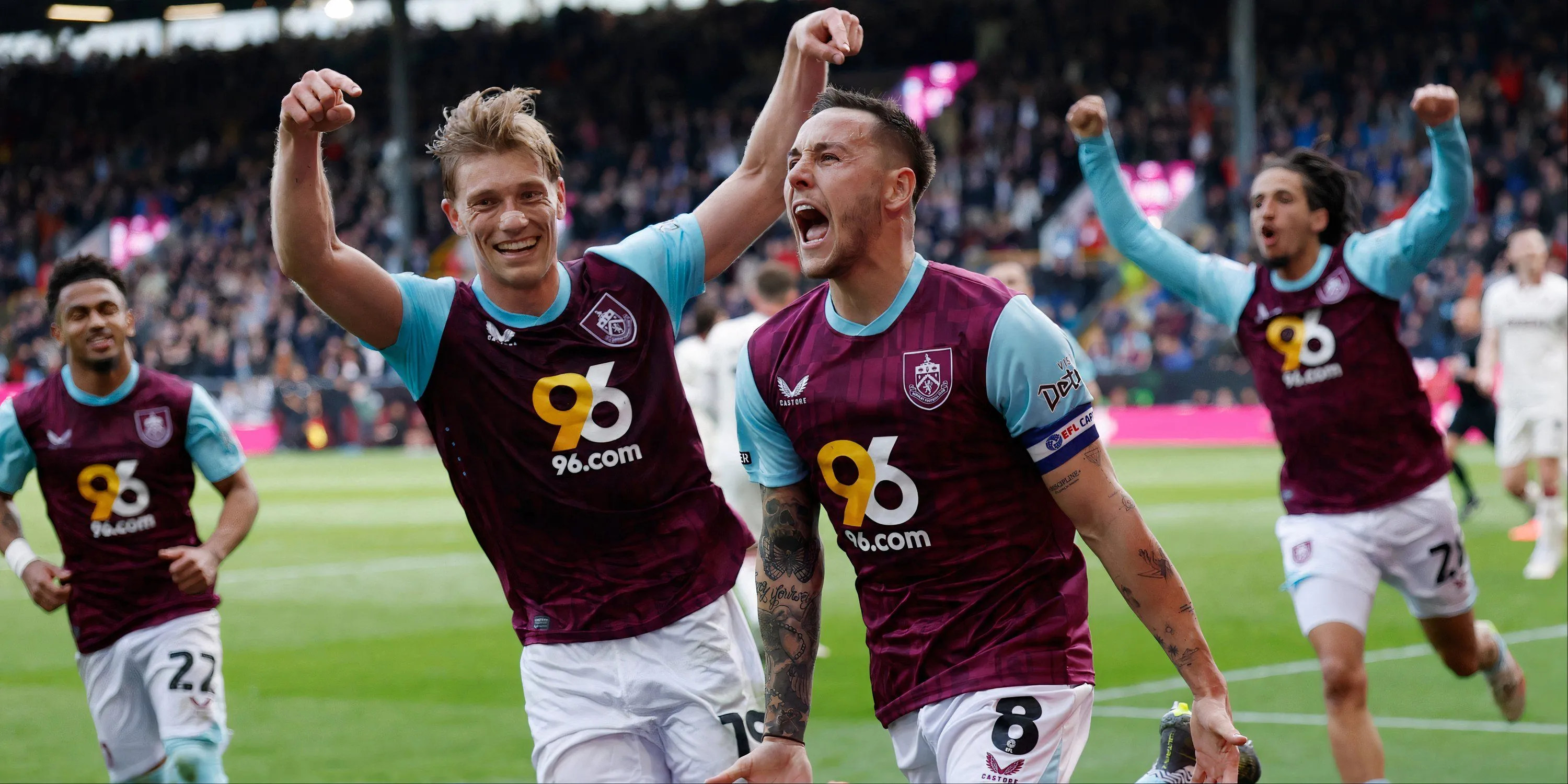 Josh Brownhill trong màu áo Burnley