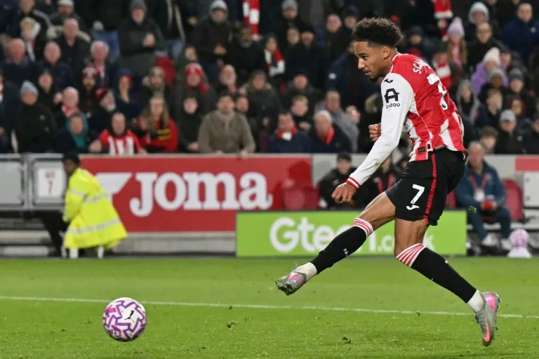 Brentford Đánh Bại Liverpool 3-2, Tiếp Tục Thảm Bại Cho Đội Đương Kim Vô Địch