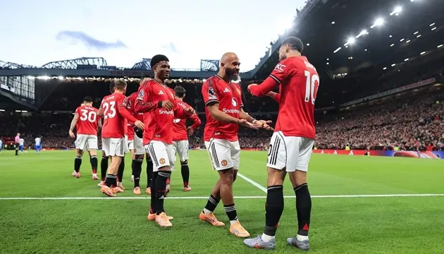 Hàng công Man United bùng nổ với Bryan Mbeumo và Matheus Cunha tại Old Trafford - Ngoại hạng Anh, chiến thuật Amorim