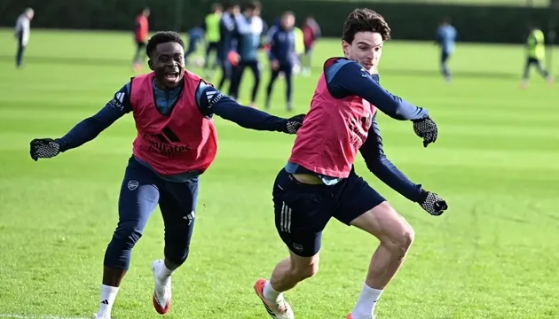 Arsenal cần giữ sự ổn định và mặt trận thành tích để đua vô địch, do đó nhiều trụ cột khó được nghỉ ngơi